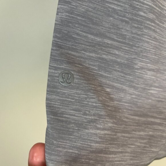 Lululemon Men's gray marled stretch running Gym Shorts Medium M 5.5" inseam - Picture 4 of 5